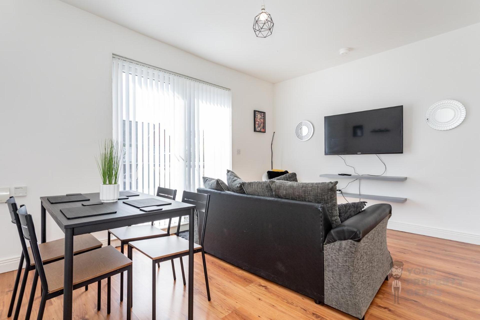 Attic Style 2 Bed Duplex Apartment With Rooftop Patio Belfast Exterior photo